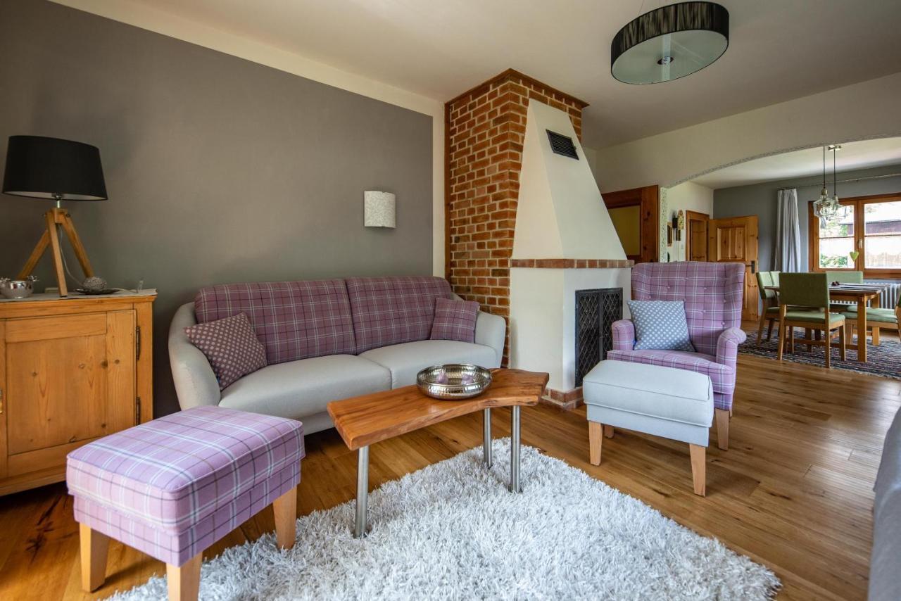 Haus Weidmannsheil - Wohnen Im Romantischen Forsthaus Werfen Extérieur photo