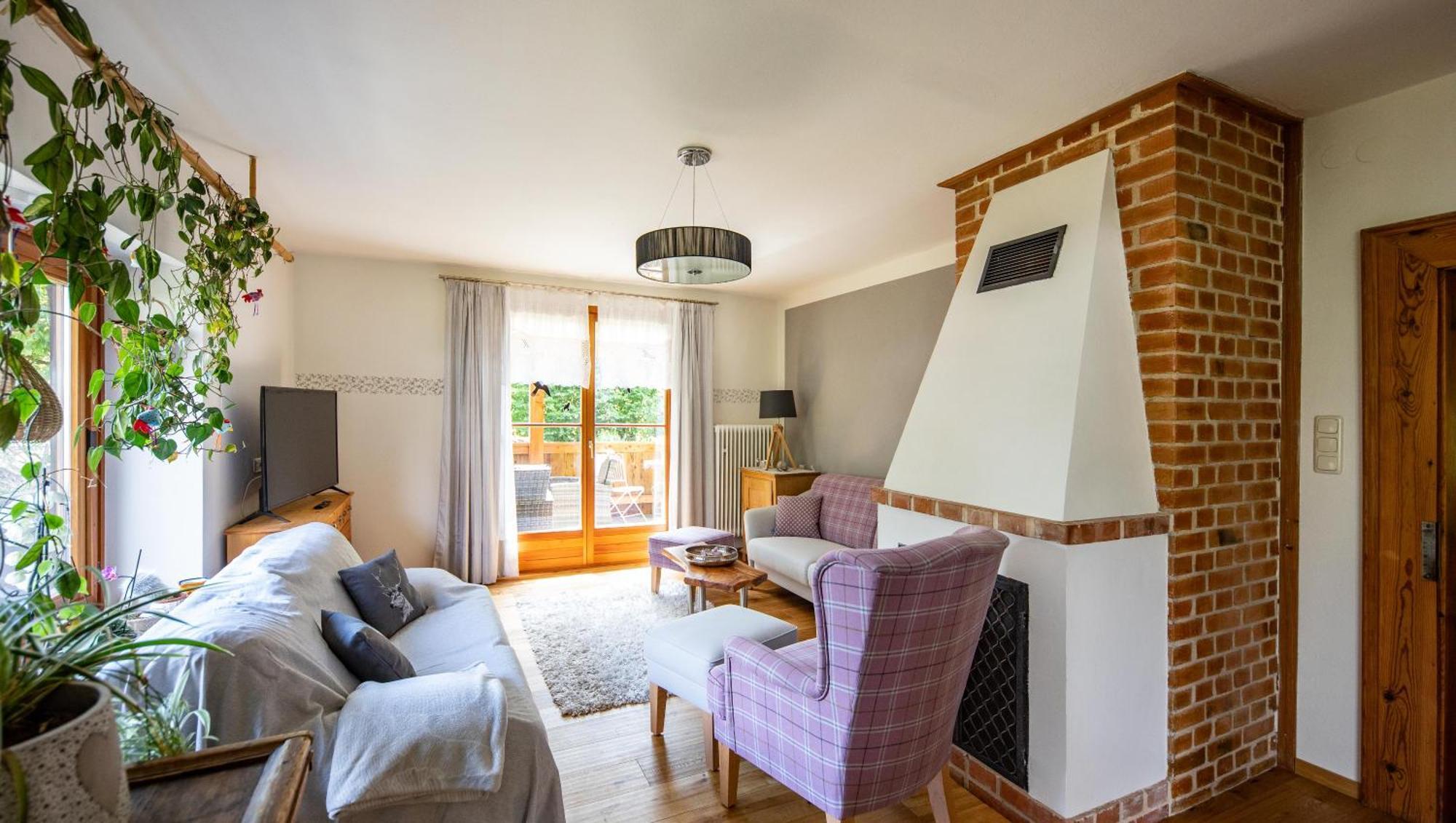 Haus Weidmannsheil - Wohnen Im Romantischen Forsthaus Werfen Extérieur photo