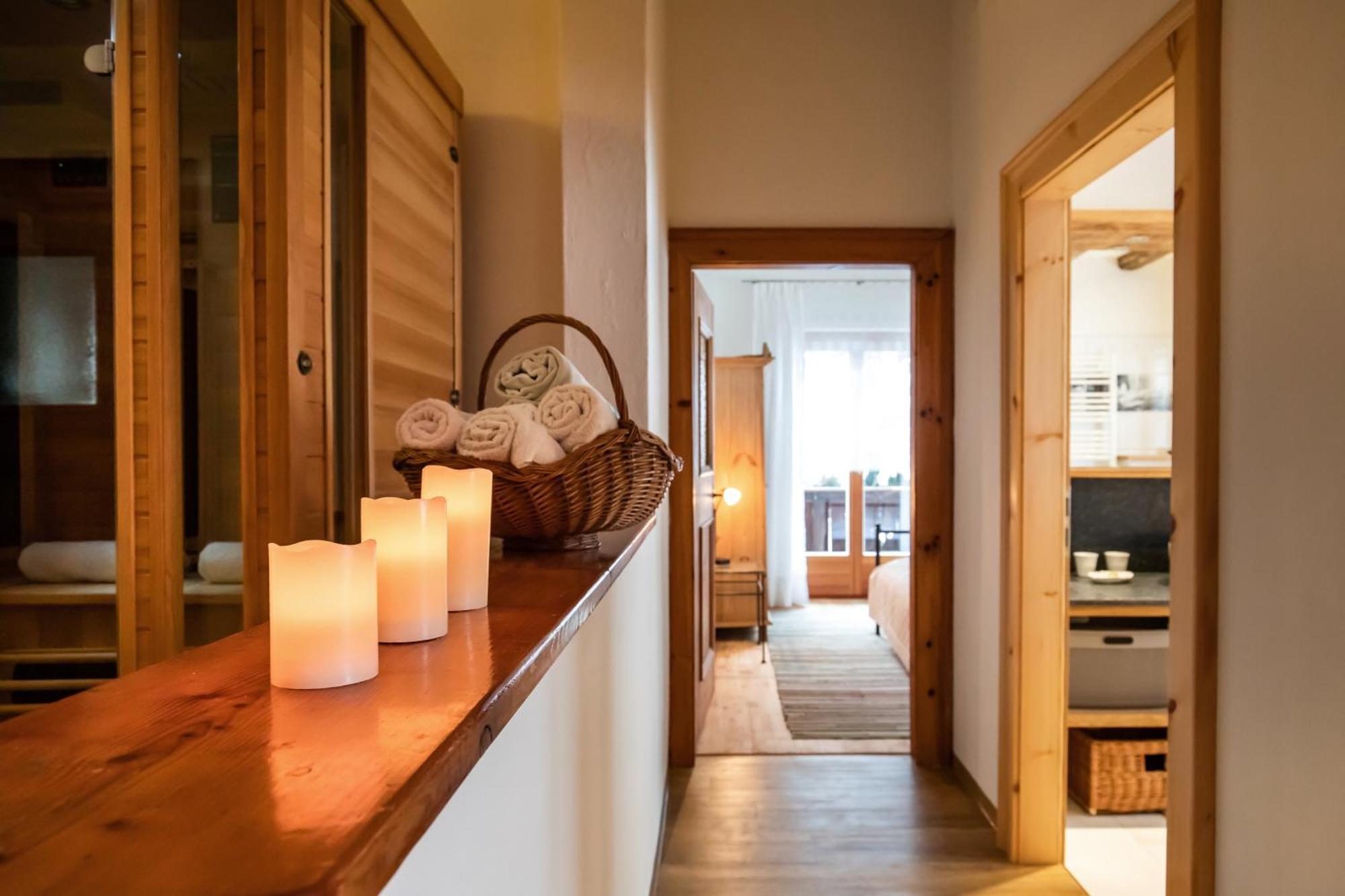 Haus Weidmannsheil - Wohnen Im Romantischen Forsthaus Werfen Extérieur photo
