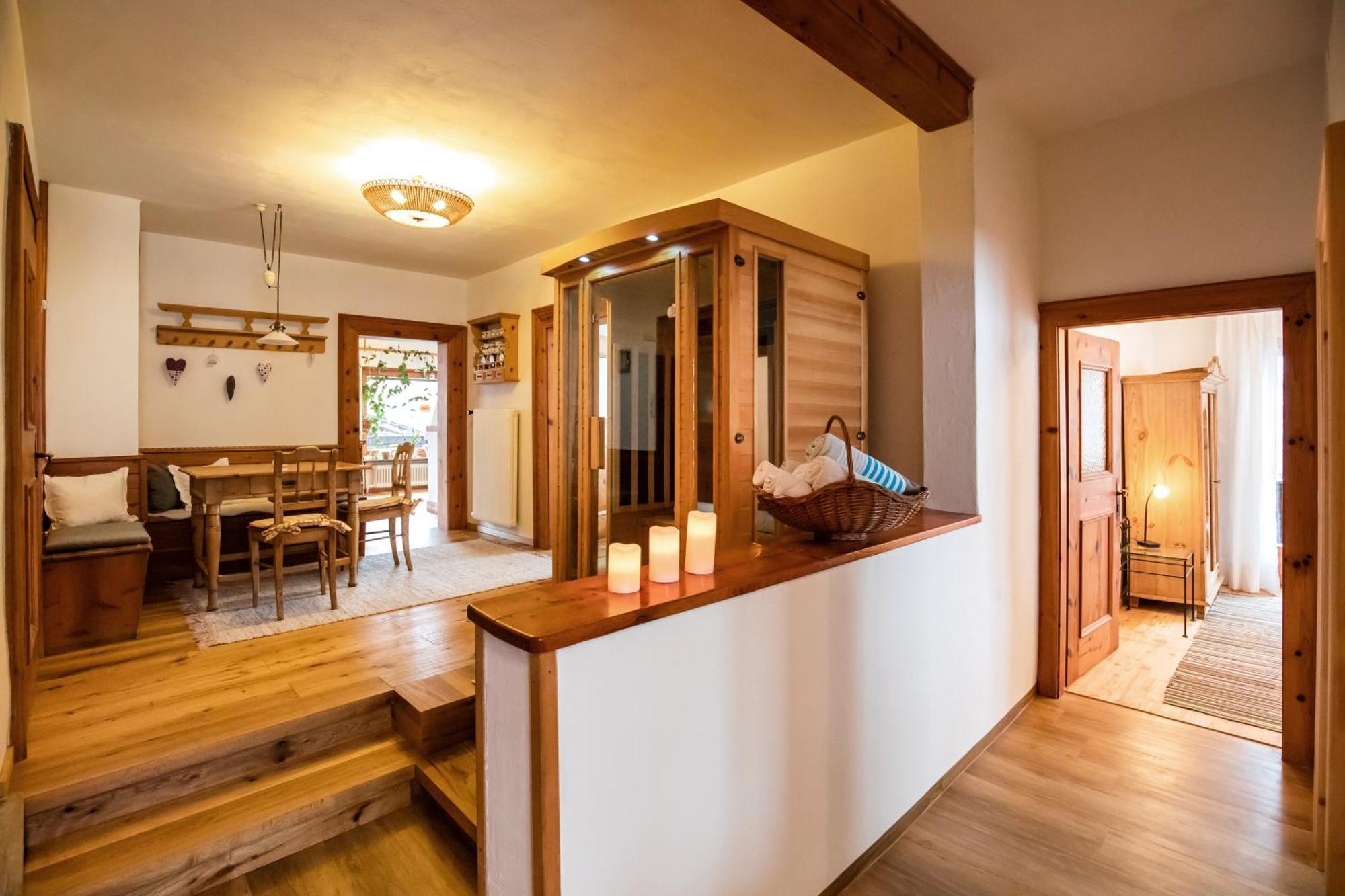 Haus Weidmannsheil - Wohnen Im Romantischen Forsthaus Werfen Extérieur photo